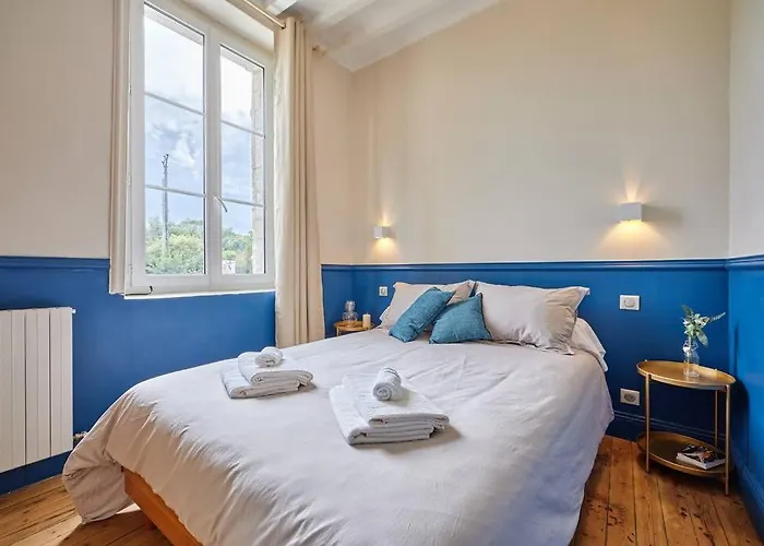 Semesterbostad Maison Maliott *